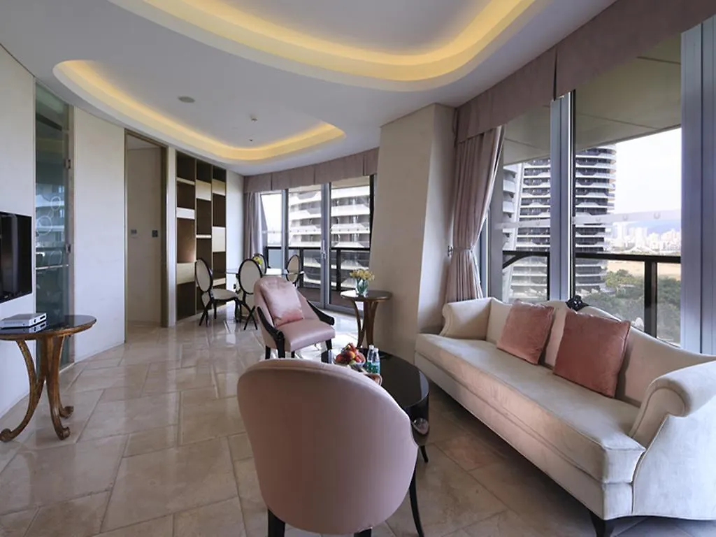 Phoenix Island Resort Σανυά Κίνα